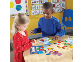 Развивающая игрушка "Фигуры умеют жужжать" (156 элементов)