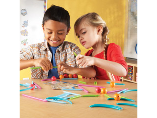 Развивающая игрушка "Погружение в геометрию с карточками"  (114 элементов с карточками)