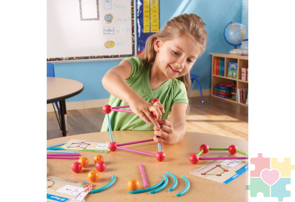 Развивающая игрушка "Погружение в геометрию с карточками"  (114 элементов с карточками)