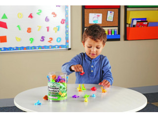 Развивающая игрушка "Фигурки Динозавров"  (72 элемента)