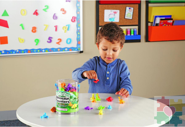 Развивающая игрушка "Фигурки Динозавров"  (72 элемента)