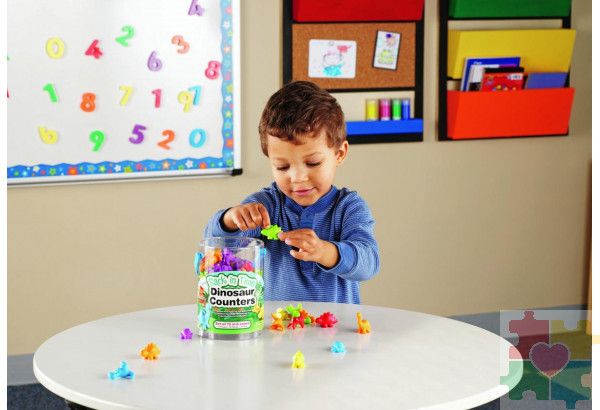 Развивающая игрушка "Фигурки Динозавров"  (72 элемента)