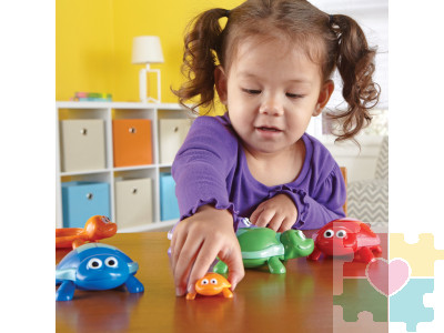 Развивающая игрушка  "Забавные черепашки" (серия Snap-N-Learn, 15 элементов)