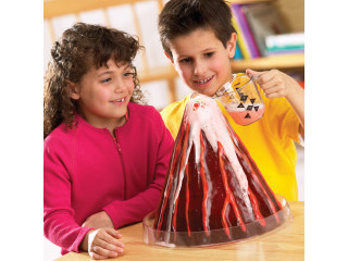 Развивающая игрушка "Вулкан, модель в сечении" (для опытов, 25 х 33см.)