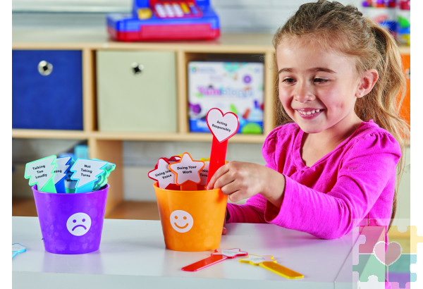 Развивающая игрушка "Такие разные эмоции" (комплект для группы до 24 человек, 34 элемента)