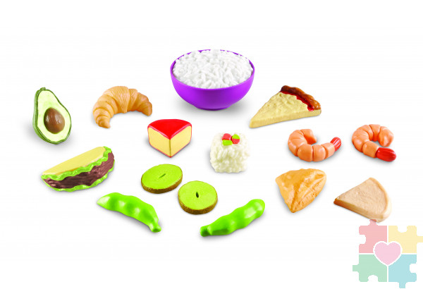 Развивающая игрушка Мы растем "Еда народов мира" (серия New Sprouts, 15 элементов)