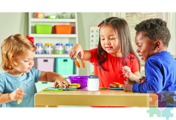 Развивающая игрушка "Итальянский обед" (серия New Sprouts, 20 элементов)