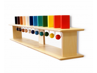 Тактильно-развивающая панель с домино