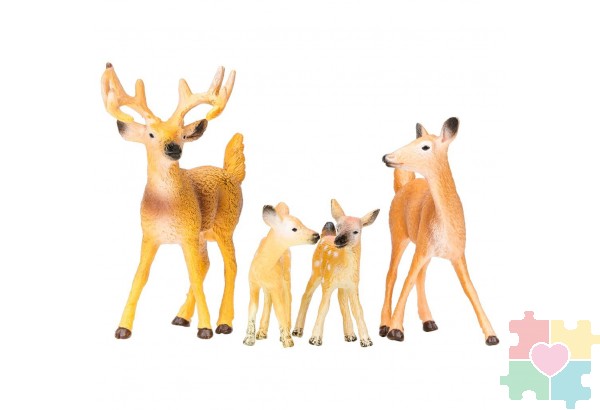 Набор фигурок животных серии "Мир диких животных": Семья оленей, 4 предмета