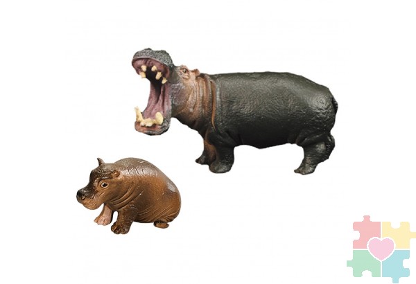 Набор фигурок животных серии "Мир диких животных": Семья бегемотов, 3предмета