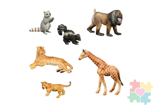 Набор фигурок животных серии "Мир диких животных": обезьяна, жираф, скунс, енот, тигрица с тигренком (набор из 6 фигурок)