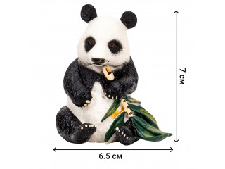 Игрушки фигурки в наборе серии "На ферме", 7 предметов (зоолог, семья панд, ограждение-загон, инвентарь)