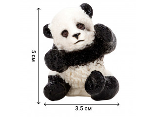 Игрушки фигурки в наборе серии "На ферме", 7 предметов (зоолог, семья панд, ограждение-загон, инвентарь)