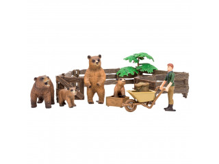Игрушки фигурки в наборе серии "На ферме", 10 предметов (фермер, семья медведей, дерево, ограждение-загон, инвентарь)