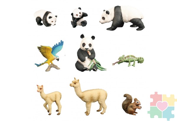 Набор фигурок животных серии "Мир диких животных": семья панд, белка, попугай, хамелеон, 2 ламы (набор из 9 фигурок)