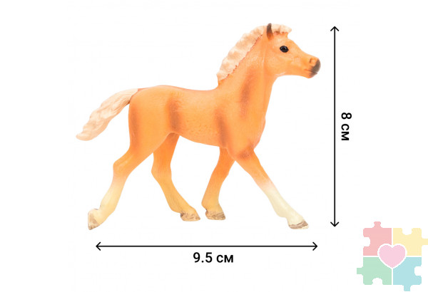 Игрушки фигурки в наборе серии "На ферме", 8 предметов: Авелинская лошадь и жеребенок, фермер, дерево, ограждение-загон, инвентарь