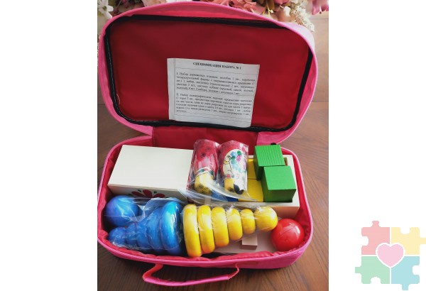 Методика исследования интеллекта ребенка ( чемодан Стребелевой Е.А.) комплект №1 для возраста 2-3 года