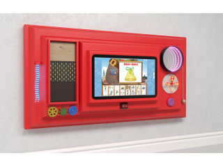Пластиковая интерактивная панель для веселых игр