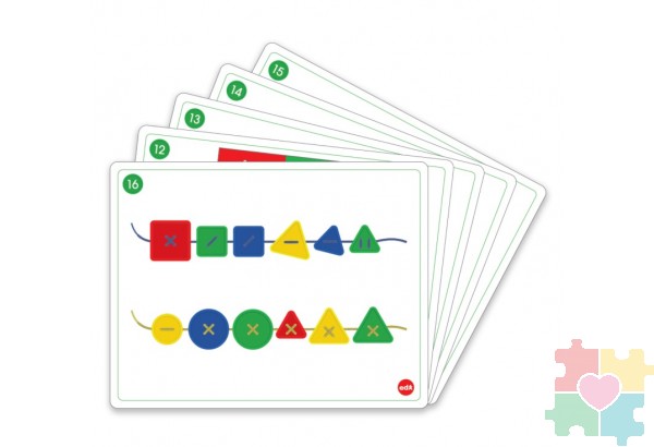 Шнуровка пуговицы-формы.  3 формы, 2 размера, 4 цвета, 48шт., 4 шнурка, 10x 2-сторонних карточек