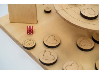 Настольная деревянная игра для развития реакции и логики