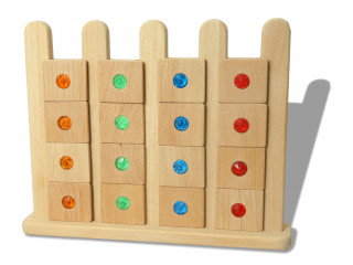 Настольная детская игра: драгоценные камни и животные