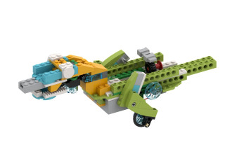 Базовый робототехнический набор. Конструктор Левушка 2.0 техник