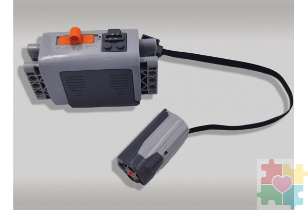 Набор для занятий робототехникой с пластиковым боксом для хранения деталей (сборка А9686-00)